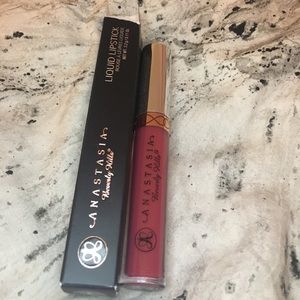 Anastasia Beverly Hills Liquid Lipstick in Kathryn
